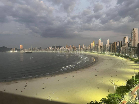 Imagem Apartamento com 2 Quartos à Venda, 162 m² em Pioneiros - Balneário Camboriú