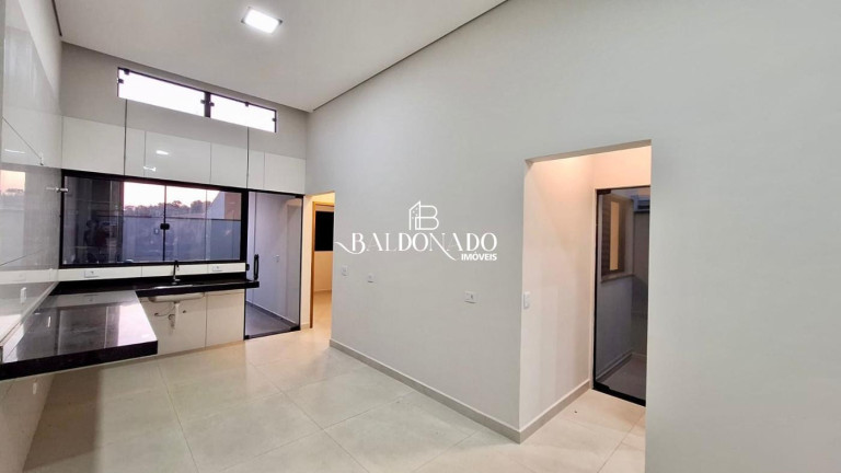 Imagem Casa com 3 Quartos à Venda, 100 m² em Centro - Extrema Imagem Casa com 3 Quartos à Venda, 100 m² em Centro - Extrema