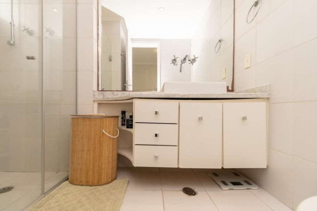 Imagem Apartamento com 2 Quartos à Venda, 77 m² em Vila Nova Conceição - São Paulo
