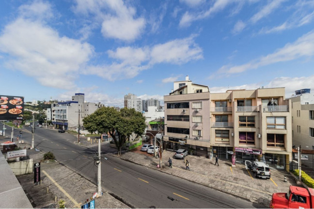 Imagem Imóvel com 1 Quarto à Venda, 53 m² em Azenha - Porto Alegre Imagem Imóvel com 1 Quarto à Venda, 53 m² em Azenha - Porto Alegre