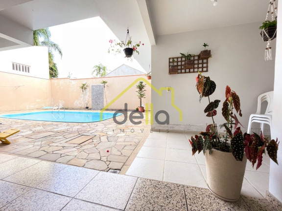 Imagem Casa com 5 Quartos à Venda, 580 m² em Boa Vista - Joinville Imagem Casa com 5 Quartos à Venda, 580 m² em Boa Vista - Joinville