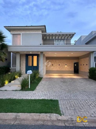 Casa de Condomínio com 3 Quartos à Venda, 368 m² em Ribeirão Do Lipa - Cuiabá