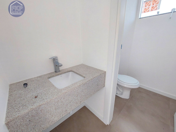 Imagem Casa com 3 Quartos à Venda, 129 m² em Cachoeira Do Bom Jesus - Florianópolis