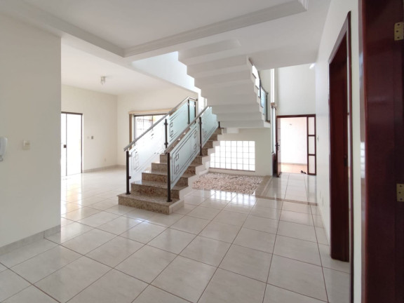 Imagem Sobrado com 4 Quartos à Venda, em Plano Diretor Sul - Palmas Imagem Sobrado com 4 Quartos à Venda, em Plano Diretor Sul - Palmas