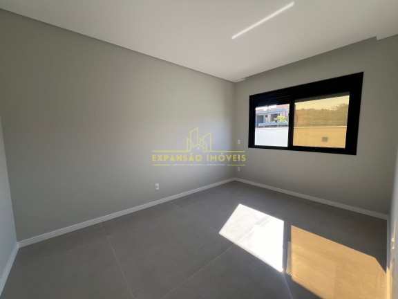 Imagem Casa com 3 Quartos à Venda, 180 m² em Pedra Branca - Palhoça Imagem Casa com 3 Quartos à Venda, 180 m² em Pedra Branca - Palhoça