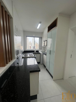 Imagem Apartamento com 3 Quartos à Venda, 120 m² em Centro - Balneário Camboriú
