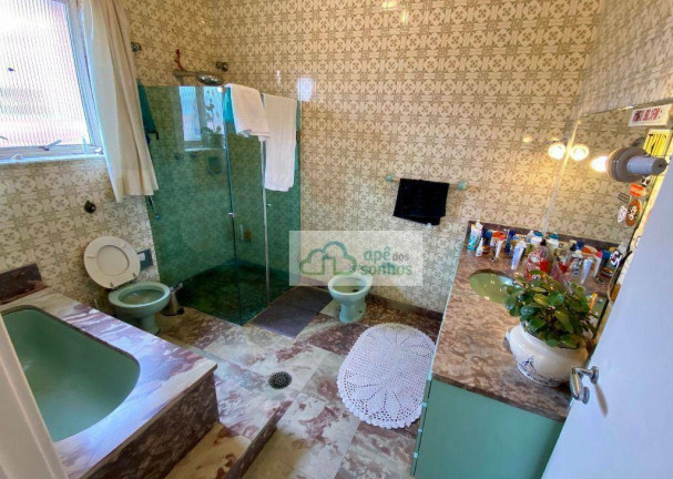 Imagem Sobrado com 4 Quartos à Venda, 500 m² em Pacaembu - São Paulo Imagem Sobrado com 4 Quartos à Venda, 500 m² em Pacaembu - São Paulo