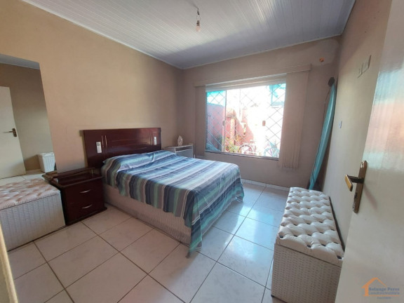 Imagem Casa com 3 Quartos à Venda, 240 m² em Centro - Ubatuba Imagem Casa com 3 Quartos à Venda, 240 m² em Centro - Ubatuba