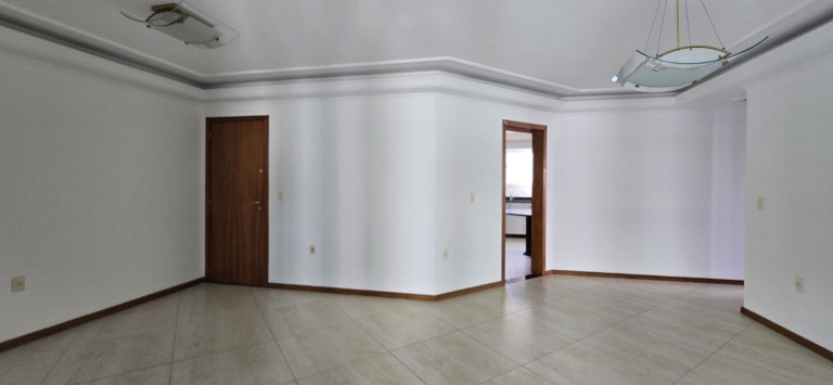 Imagem Apartamento com 3 Quartos à Venda, 114 m² em 2 Quadra Centro - Balneário Camboriú