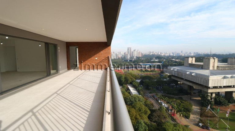 Imagem Apartamento com 4 Quartos à Venda, 285 m² em Moema - São Paulo Imagem Apartamento com 4 Quartos à Venda, 285 m² em Moema - São Paulo