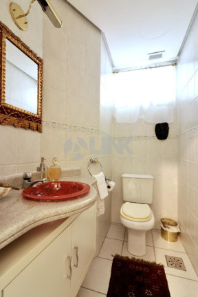 Imagem Apartamento com 3 Quartos à Venda, 148 m² em Petrópolis - Porto Alegre Imagem Apartamento com 3 Quartos à Venda, 148 m² em Petrópolis - Porto Alegre