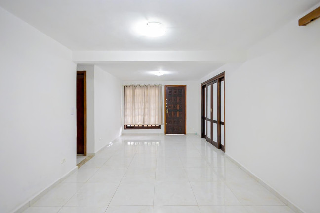 Imagem Casa com 3 Quartos à Venda, 150 m² em Barreirinha - Curitiba Imagem Casa com 3 Quartos à Venda, 150 m² em Barreirinha - Curitiba