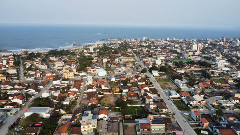 Imagem Terreno à Venda, em Itapema Do Norte - Itapoá Imagem Terreno à Venda, em Itapema Do Norte - Itapoá