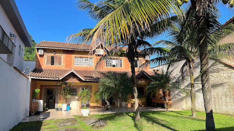 Imagem Casa com 3 Quartos à Venda, 336 m² em Canto Do Forte - Praia Grande Imagem Casa com 3 Quartos à Venda, 336 m² em Canto Do Forte - Praia Grande