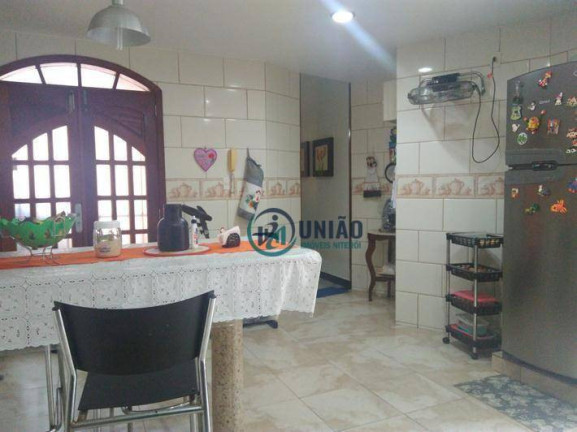 Imagem Casa com 4 Quartos à Venda, 200 m² em Santa Rosa - Niterói Imagem Casa com 4 Quartos à Venda, 200 m² em Santa Rosa - Niterói