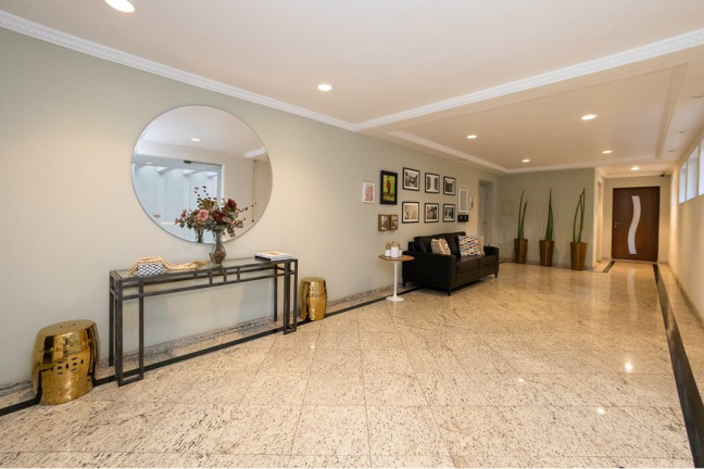 Imagem Imóvel com 2 Quartos à Venda, 125 m² em Moema - São Paulo Imagem Imóvel com 2 Quartos à Venda, 125 m² em Moema - São Paulo