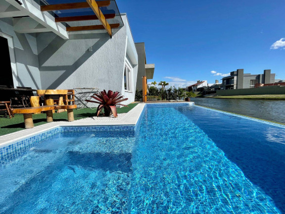 Imagem Casa com 4 Quartos à Venda, em Rainha Do Mar - Xangri-lá Imagem Casa com 4 Quartos à Venda, em Rainha Do Mar - Xangri-lá