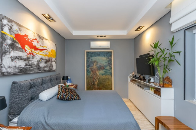 Imagem Casa com 3 Quartos à Venda, 200 m² em Vila Nova Conceição - São Paulo Imagem Casa com 3 Quartos à Venda, 200 m² em Vila Nova Conceição - São Paulo