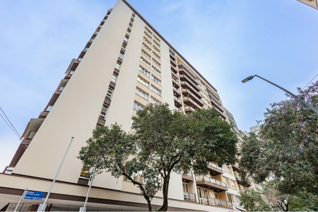 Imagem Apartamento com 3 Quartos à Venda, 167 m² em Centro Histórico - Porto Alegre Imagem Apartamento com 3 Quartos à Venda, 167 m² em Centro Histórico - Porto Alegre