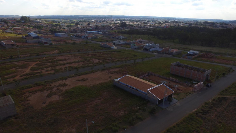Terreno à Venda, 200 m² em Jardim Dona Laura - Avaré