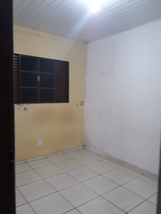Imagem Casa com 2 Quartos à Venda, 200 m² em Cuiabá Imagem Casa com 2 Quartos à Venda, 200 m² em Cuiabá