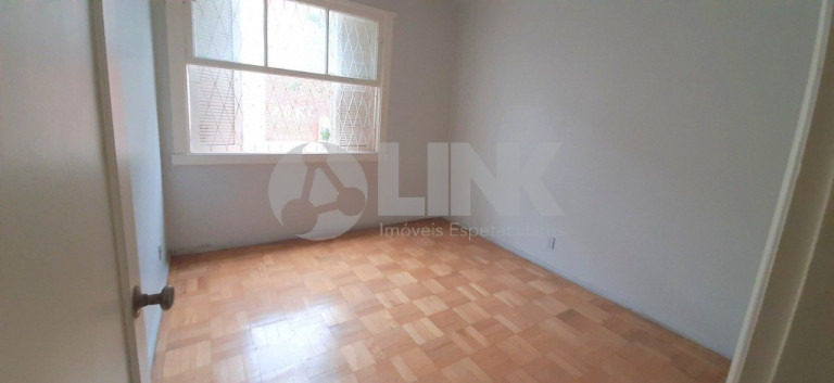 Imagem Apartamento com 3 Quartos à Venda, 85 m² em Menino Deus - Porto Alegre