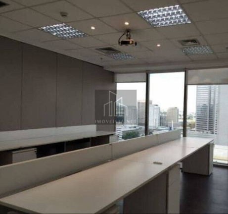 Imagem Sala Comercial para Alugar, 1.300 m² em Alphaville Industrial - Barueri Imagem Sala Comercial para Alugar, 1.300 m² em Alphaville Industrial - Barueri