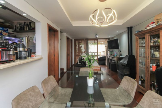 Imagem Casa com 3 Quartos à Venda, 183 m² em Ipanema - Porto Alegre Imagem Casa com 3 Quartos à Venda, 183 m² em Ipanema - Porto Alegre