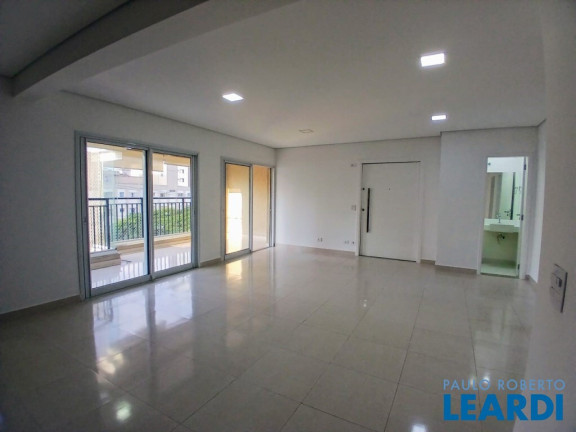 Imagem Apartamento com 3 Quartos à Venda, 161 m² em Vila Bastos - Santo André Imagem Apartamento com 3 Quartos à Venda, 161 m² em Vila Bastos - Santo André