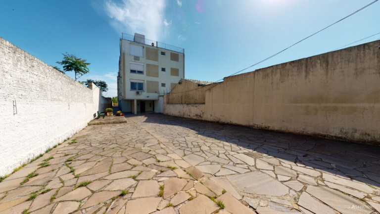 Imagem Imóvel com 2 Quartos à Venda, 73 m² em Cristal - Porto Alegre Imagem Imóvel com 2 Quartos à Venda, 73 m² em Cristal - Porto Alegre