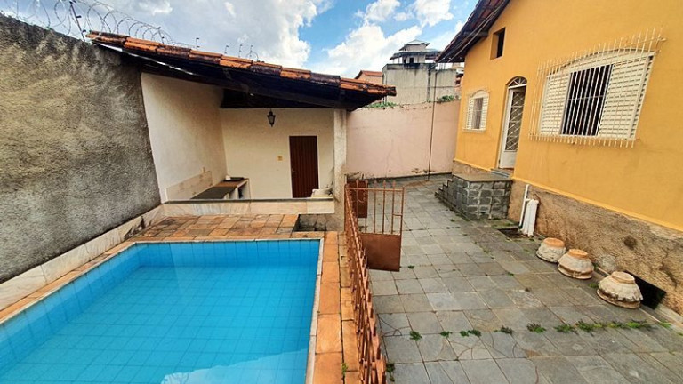 Imagem Casa com 5 Quartos à Venda, 205 m² em Miramar,(barreiro) - Belo Horizonte Imagem Casa com 5 Quartos à Venda, 205 m² em Miramar,(barreiro) - Belo Horizonte