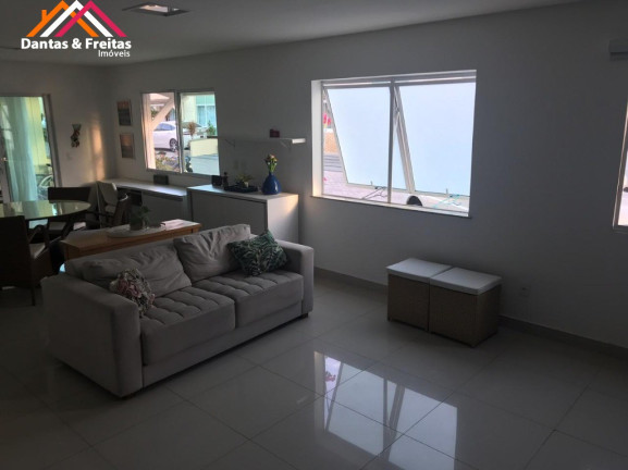 Imagem Imóvel com 3 Quartos à Venda, em Lagoa Redonda - Fortaleza Imagem Imóvel com 3 Quartos à Venda, em Lagoa Redonda - Fortaleza