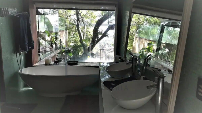Imagem Casa com 3 Quartos à Venda, 2.000 m² em Itanhangá - Rio De Janeiro