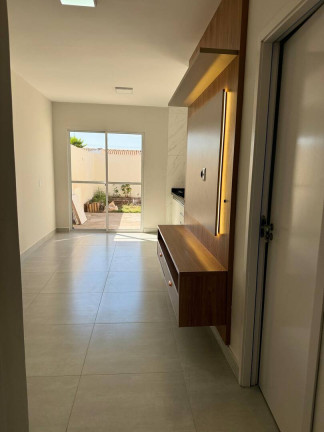 Imagem Casa com 2 Quartos à Venda, 47 m² em Cuiabá Imagem Casa com 2 Quartos à Venda, 47 m² em Cuiabá