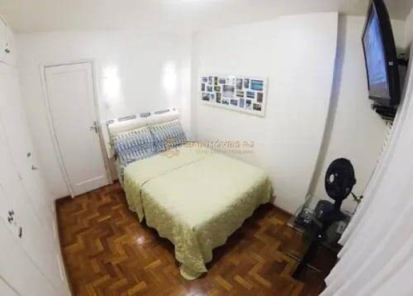 Imagem Apartamento com 2 Quartos à Venda, 52 m² em Copacabana - Rio De Janeiro