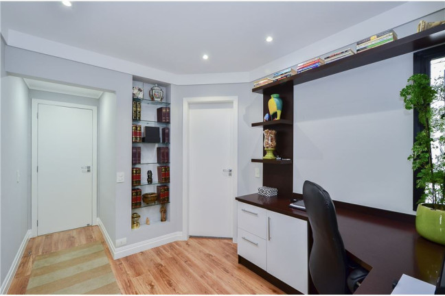 Imagem Apartamento com 3 Quartos à Venda, 195 m² em Jardim Parque Morumbi - São Paulo