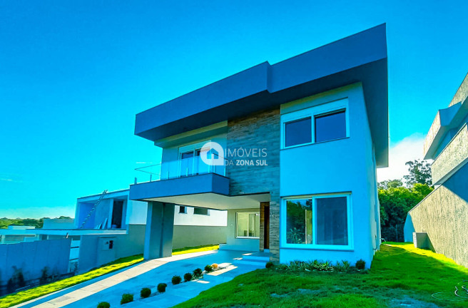 Imagem Casa com 4 Quartos à Venda, 254 m² Imagem Casa com 4 Quartos à Venda, 254 m²