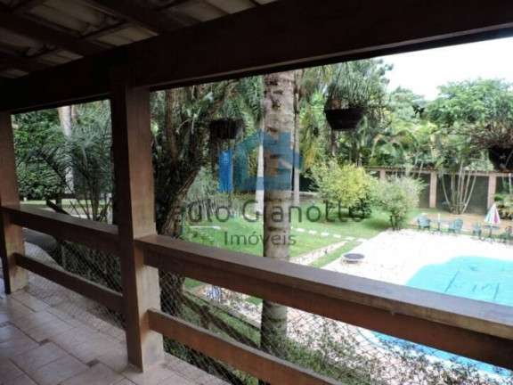 Imagem Casa com 5 Quartos à Venda, 1.123 m² em Granja Viana - Carapicuíba Imagem Casa com 5 Quartos à Venda, 1.123 m² em Granja Viana - Carapicuíba