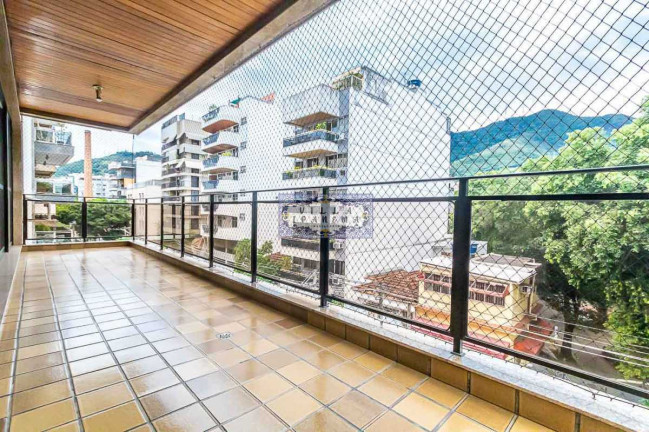 Imagem Apartamento com 4 Quartos à Venda, 220 m² em Tijuca - Rio De Janeiro Imagem Apartamento com 4 Quartos à Venda, 220 m² em Tijuca - Rio De Janeiro