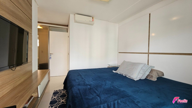 Imagem Apartamento com 3 Quartos à Venda, 132 m² em Balneário - Florianópolis Imagem Apartamento com 3 Quartos à Venda, 132 m² em Balneário - Florianópolis