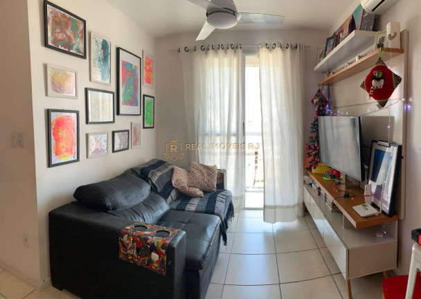 Imagem Apartamento com 2 Quartos à Venda, 52 m² em Del Castilho - Rio De Janeiro Imagem Apartamento com 2 Quartos à Venda, 52 m² em Del Castilho - Rio De Janeiro