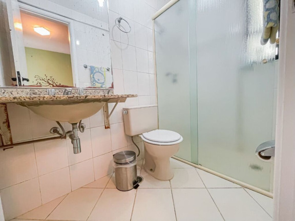 Imagem Imóvel com 3 Quartos à Venda,  em Vila Ipojuca - São Paulo