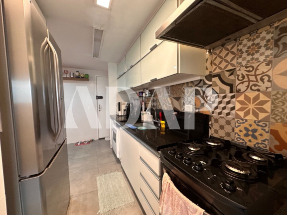 Imagem Imóvel com 4 Quartos à Venda, 133 m² em Barra Da Tijuca - Rio De Janeiro Imagem Imóvel com 4 Quartos à Venda, 133 m² em Barra Da Tijuca - Rio De Janeiro