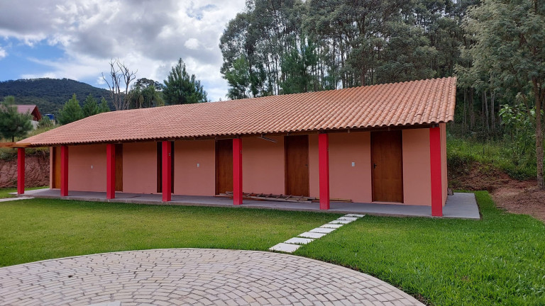 Imagem Chácara com 6 Quartos à Venda, 1 m² em Felpudo - Campo Largo Imagem Chácara com 6 Quartos à Venda, 1 m² em Felpudo - Campo Largo