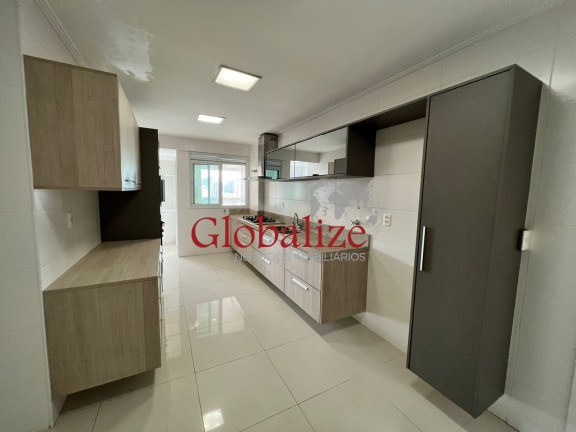 Imagem Imóvel com 2 Quartos à Venda, 135 m² em Ponta Da Praia - Santos Imagem Imóvel com 2 Quartos à Venda, 135 m² em Ponta Da Praia - Santos