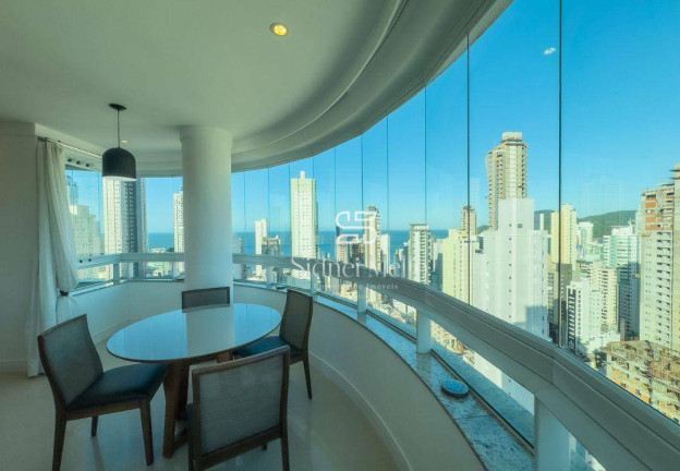 Imagem Apartamento com 3 Quartos à Venda, 127 m² em Centro - Balneário Camboriú