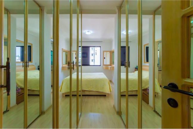 Imagem Imóvel com 3 Quartos à Venda,  em Saúde - São Paulo