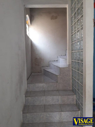 Imagem Casa com 2 Quartos à Venda, 175 m² em Centro - Jacareí Imagem Casa com 2 Quartos à Venda, 175 m² em Centro - Jacareí