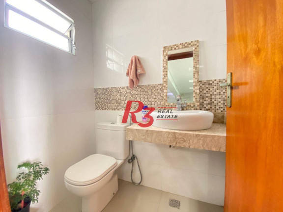 Imagem Sobrado com 4 Quartos à Venda, 212 m² em Embaré - Santos Imagem Sobrado com 4 Quartos à Venda, 212 m² em Embaré - Santos