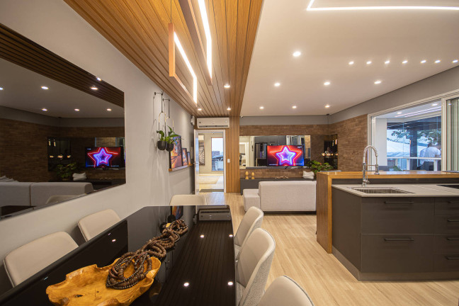 Imagem Apartamento com 2 Quartos à Venda, 120 m² em Centro - Balneário Piçarras Imagem Apartamento com 2 Quartos à Venda, 120 m² em Centro - Balneário Piçarras